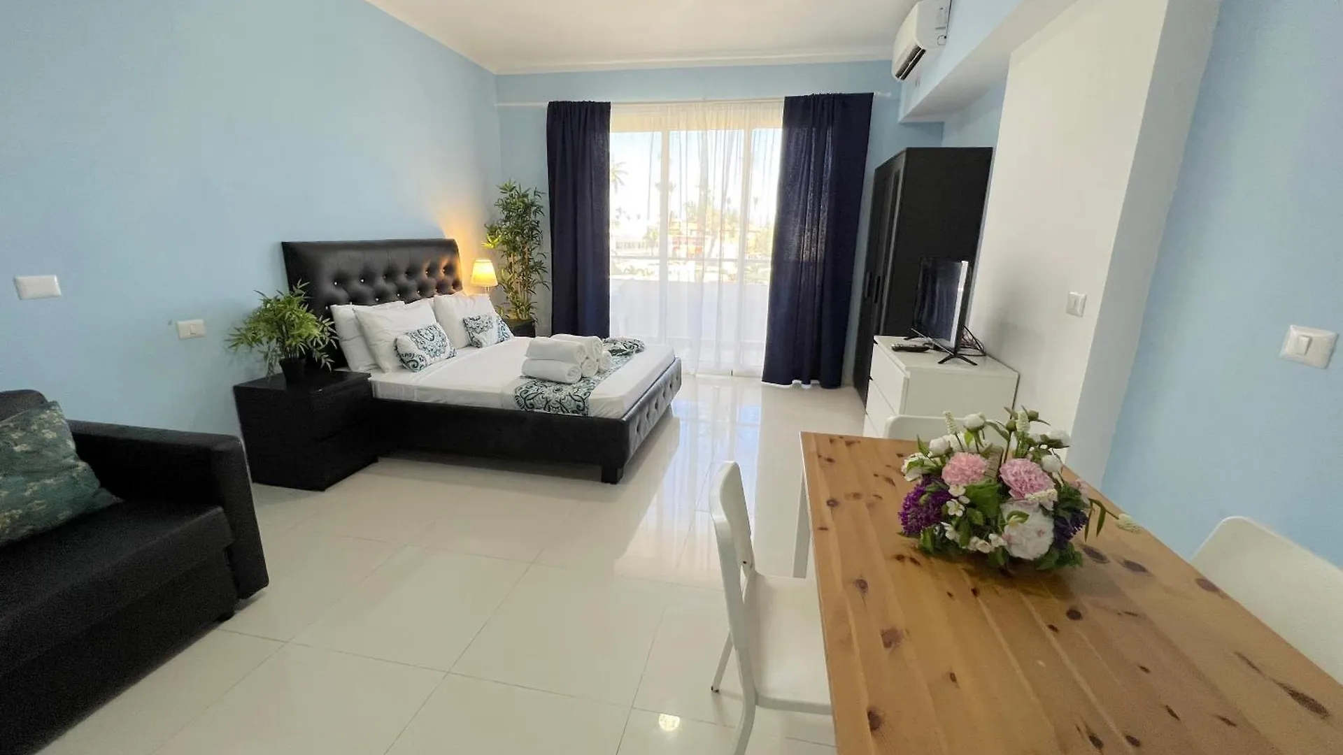 Vacation Suites Punta Cana 5*,